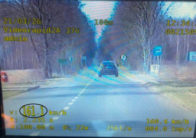 Kierowca BMW pędził ponad 160 km/h