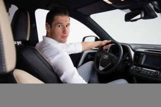 Grzegorz Krychowiak dostał Toyotę RAV4 Hybrid