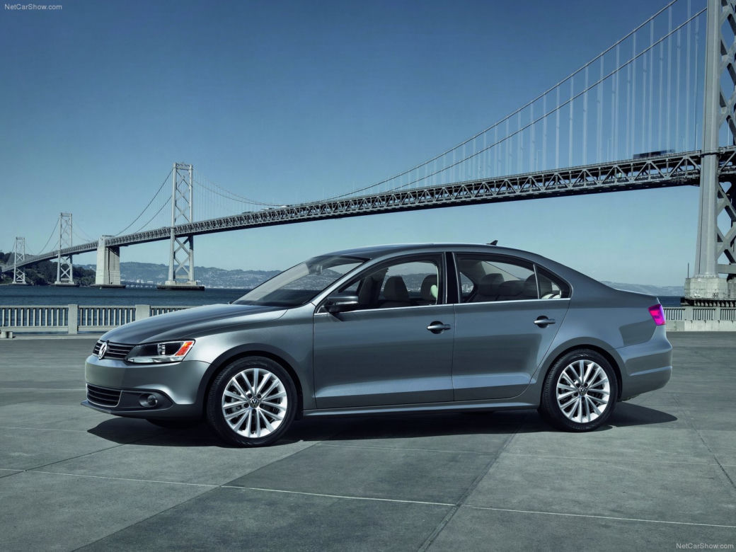 Volkswagen Jetta Trendline sedan, model 2011