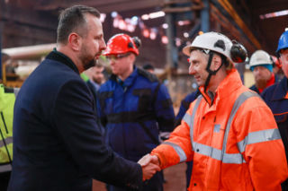 Nabycie Huty Częstochowa przez MON