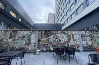 Na remont wydali 130 mln zł, zostawili marmurowe podłogi i mozaiki z czasów PRL. Dawny Hotel Katowice już pod marką voco