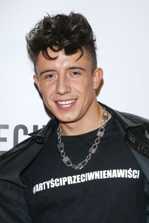  Dawid Kwiatkowski najprzystojniejszym polskim wokalistą. Pod jego zdjęciami sypią się  pochlebne komentarze!