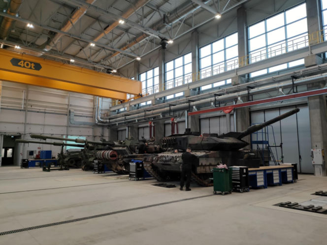 Otwarcie hali remontowej w 18. Łomżyńskim Pułku Logistycznym