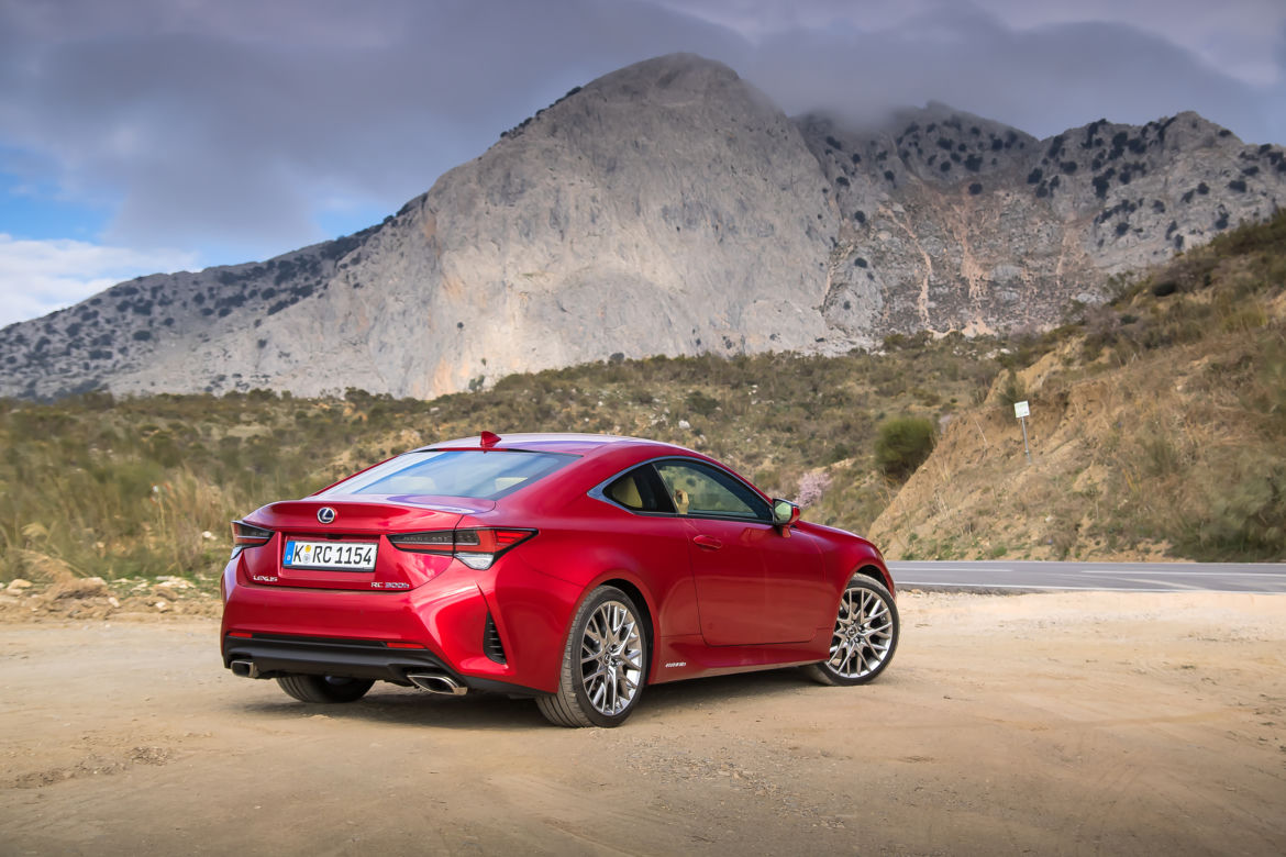 Lexus RC 300h Prestige lifting 2019