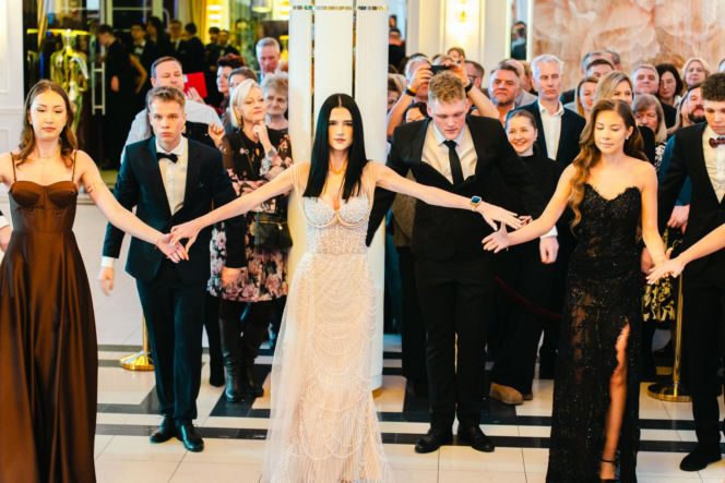 Studniówka 2026 młodzieży z IV LO im. Hetmana Stanisława Żółkiewskiego w Siedlcach