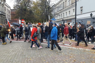 Idą lwice na ulice. Mieszkańcy Leszna znów protestują [AUDIO/FOTO/VIDEO]
