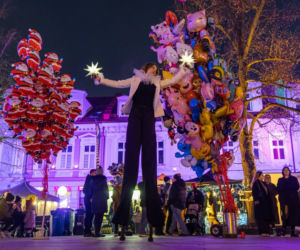 To najbardziej świąteczne miasto w województwie śląskim. Częściowo znajduje się w Małopolsce