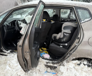 Wypadek autobusu miejskiego w Markach. Są ranni