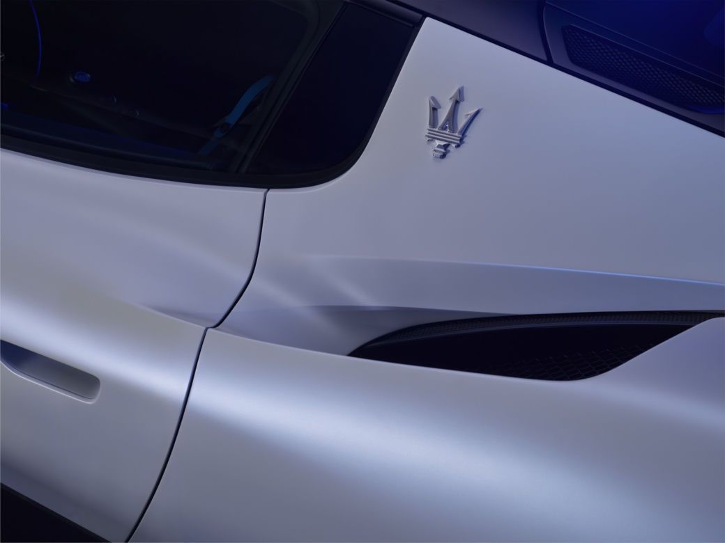 Maserati MC20