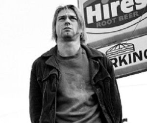 Kurt Cobain jednak został zamordowany?! Nowy raport przedstawia zaskakujące szczegóły śmierci frontmana Nirvany
