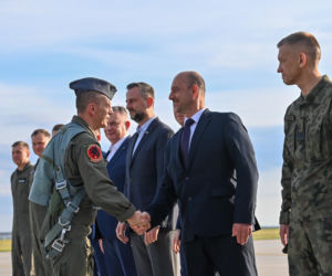Szef MON nie krył dumy. Pierwsze F-35 już w kraju