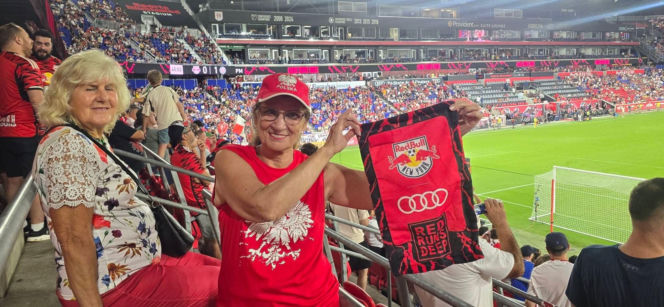 Lewandowski porwał Polonię! Tysiące kibiców czekały na niego w New Jersey