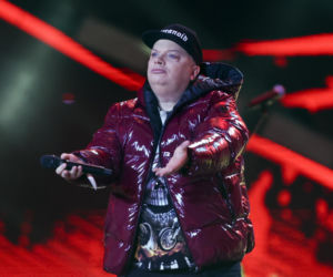 Krzysztof Skiba i jego wizerunek na przestrzeni lat. Tak zmieniał się lider Big Cyca