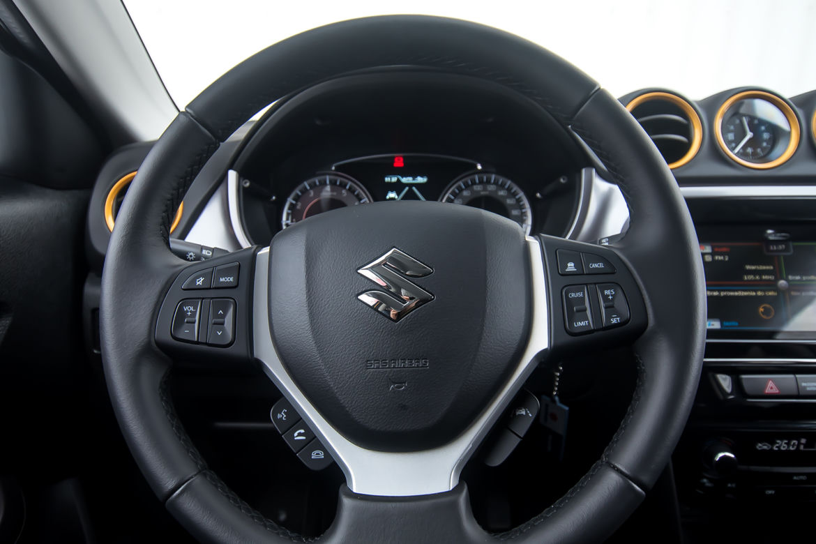 Suzuki Vitara 1.0 BoosterJet 5MT AllGrip Premium