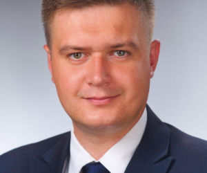 Porzucek wyniesiony z samolotu. Rzecznik dyscyplinarny PiS zabrał głos