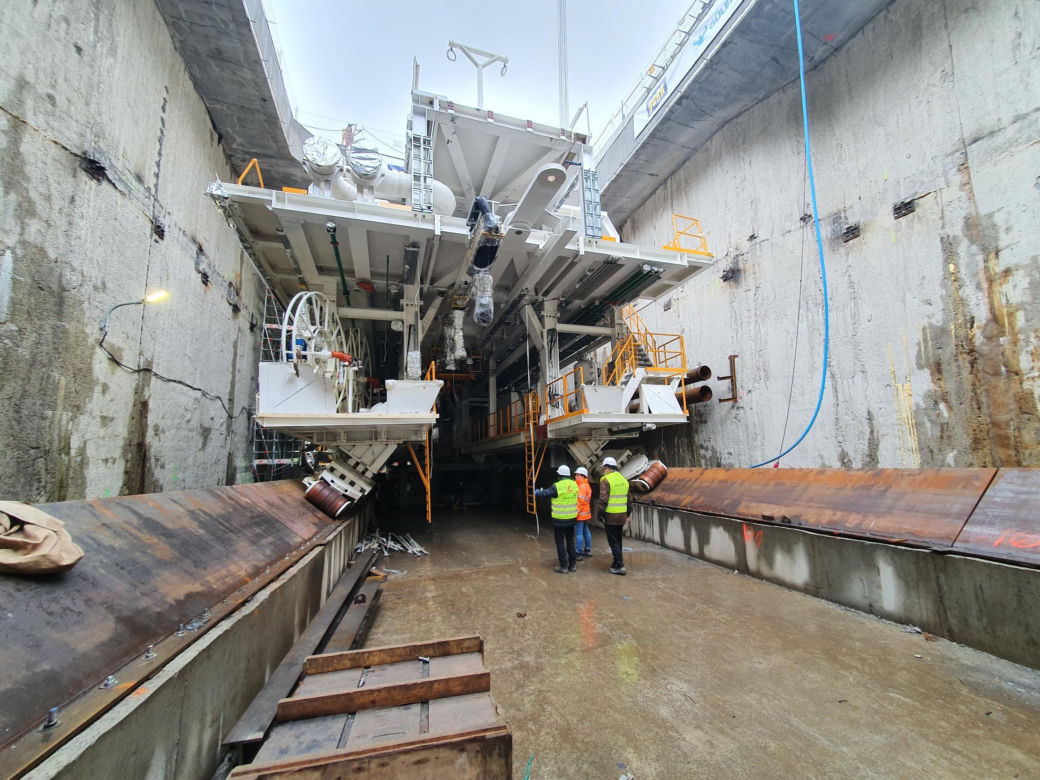Maszyna TBM prawie gotowa do drążenia tunelu pod Świną