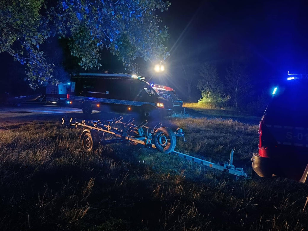 Akcja służb pod Wrocławiem. Ratownicy przeszukują jezioro Bajkał