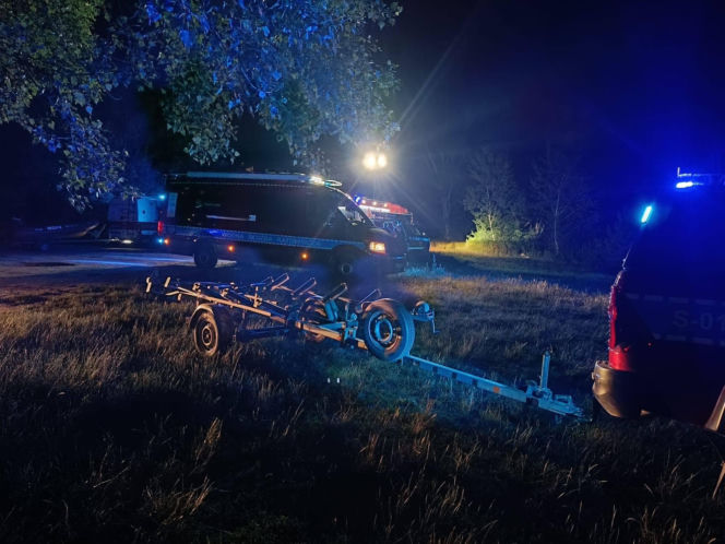 Akcja służb pod Wrocławiem. Ratownicy przeszukują jezioro Bajkał