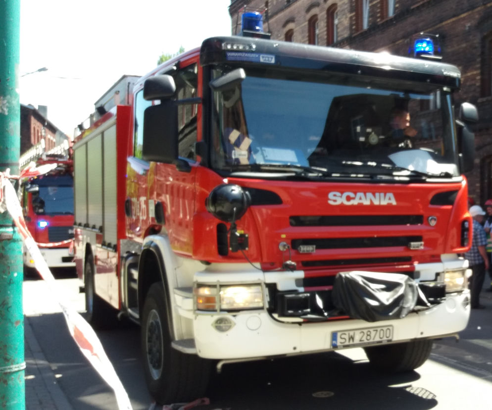 Pożar poddasza domu w Piekarach Śląskich