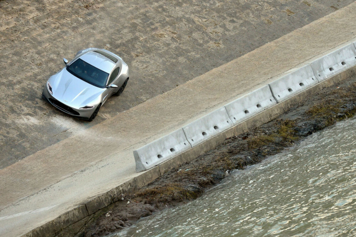 James Bond - Aston Martin DB5 z 1963