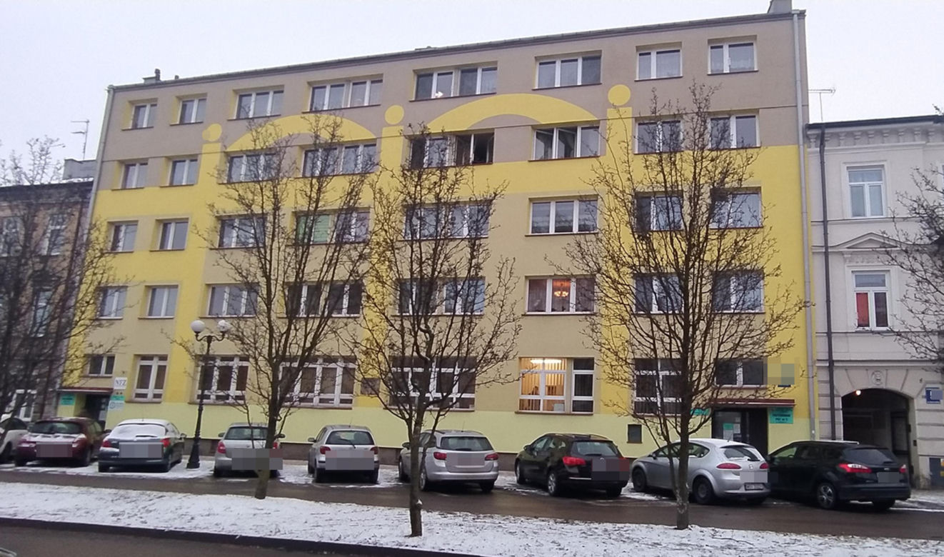 Tajemnicza śmierć matki i dwóch synów w Siedlcach. Leżeli martwi w mieszkaniu