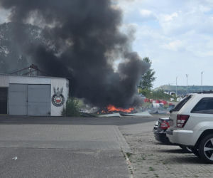 Katastrofa samolotu w Warszawie. Dwie osoby nie żyją