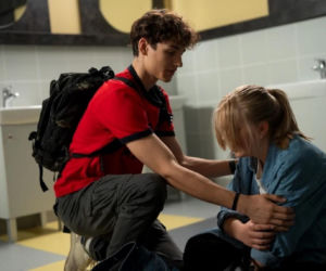 M jak miłość, odcinek 1898: Grzesiek stanie w obronie pobitej Lenki. To przez jego głupotę Julita się na nią rzuci - WIDEO