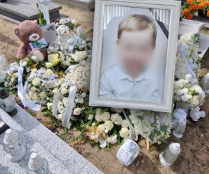 Przejmujące pożegnanie 4-letniego Szymusia. W niebo poleciały balony miłości, a serca pękały z bólu