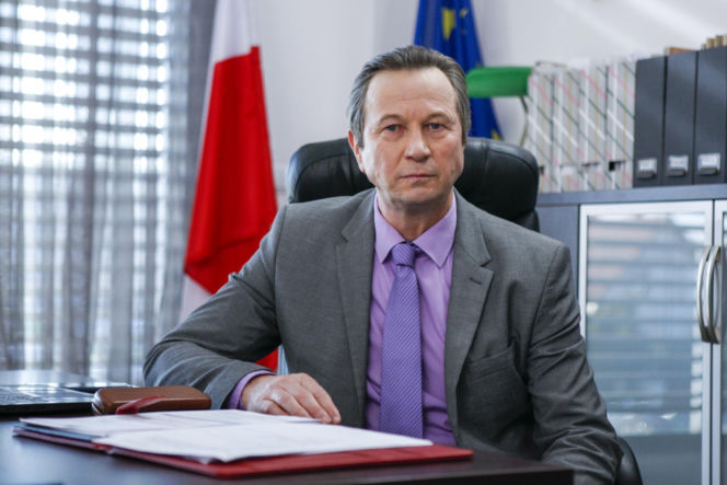 Piotr Cyrwus kiedyś i dziś. Tak przez lata zmieniał się aktor znany z roli Ryśka w "Klanie"