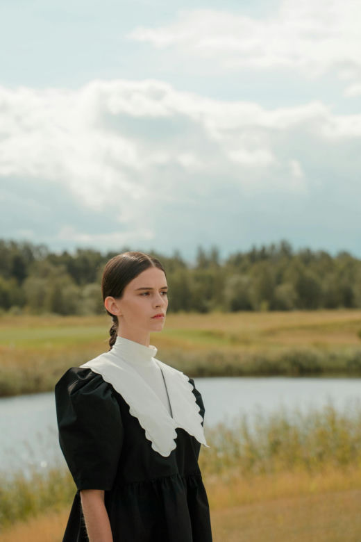 Perły, złoto, falbany, koronki. Jesień upłynie nam pod znakiem teatralnego dramatyzmu