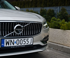 Volvo S90 D4