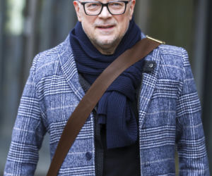 Sportowcy i aktorzy pod siedzibą TVN