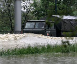 Tak Kraków walczył z ogromną powodzią w 2010