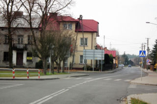 To jedno z najpiękniejszych miast w woj. łódzkim. Kiedyś leżało w woj. mazowieckim