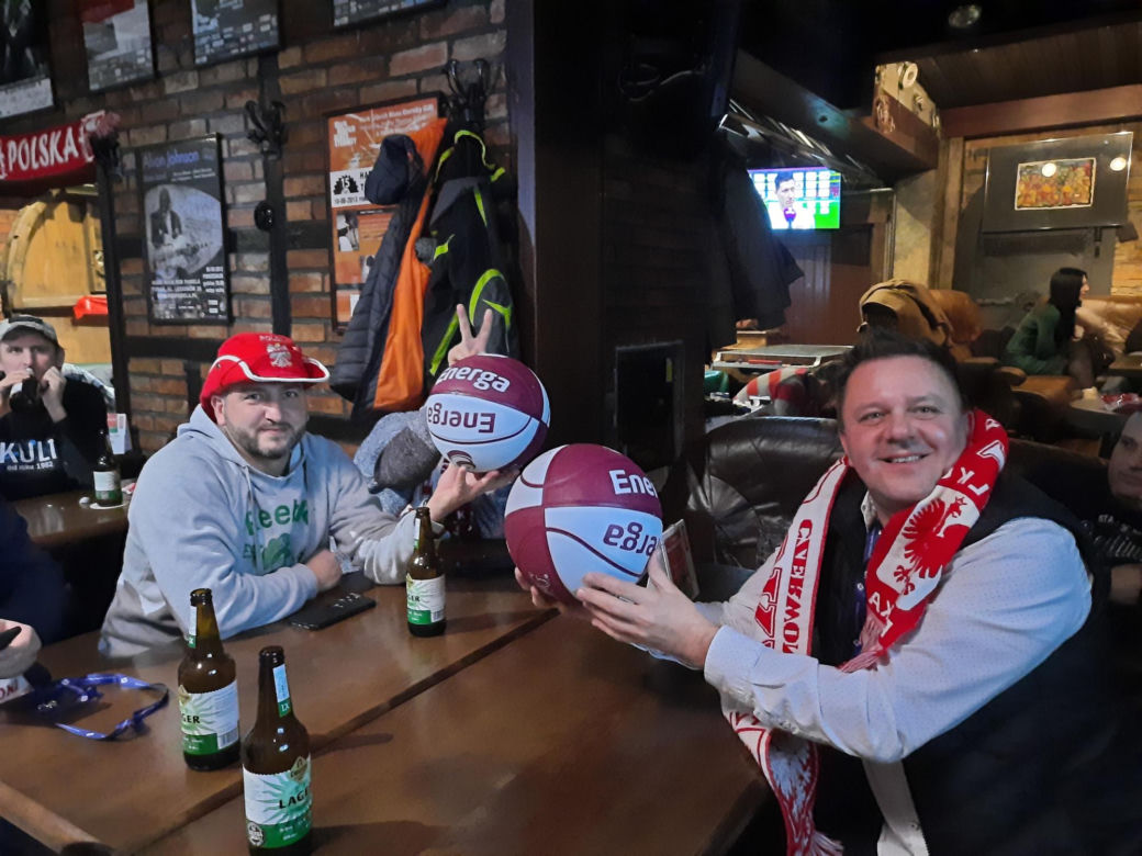 Mundial 2022. Tak wygląda strefa kibica w Toruniu. Tłumy na meczu Polska - Francja