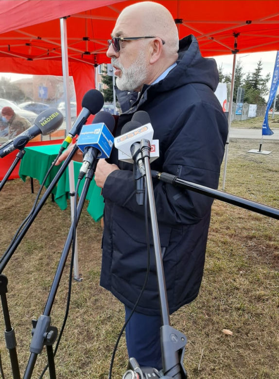 Podpisanie umowy na przebudowę skrzyżowania w Chojnach Młodych