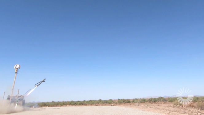 Rewolucyjny system Coyote zneutralizował rój dronów. Jak działa niekinetyczna broń przyszłości?