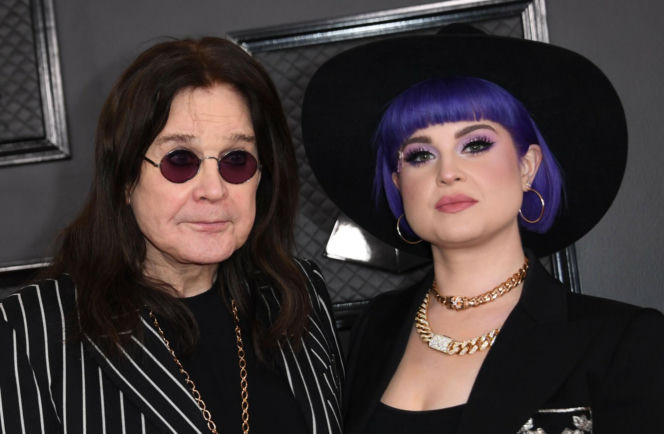 Tak brzmi ostatnia, wiadomość, którą Ozzy Osbourne wysłał do swojej córki. Legendarny muzyk zmarł nagle rok temu