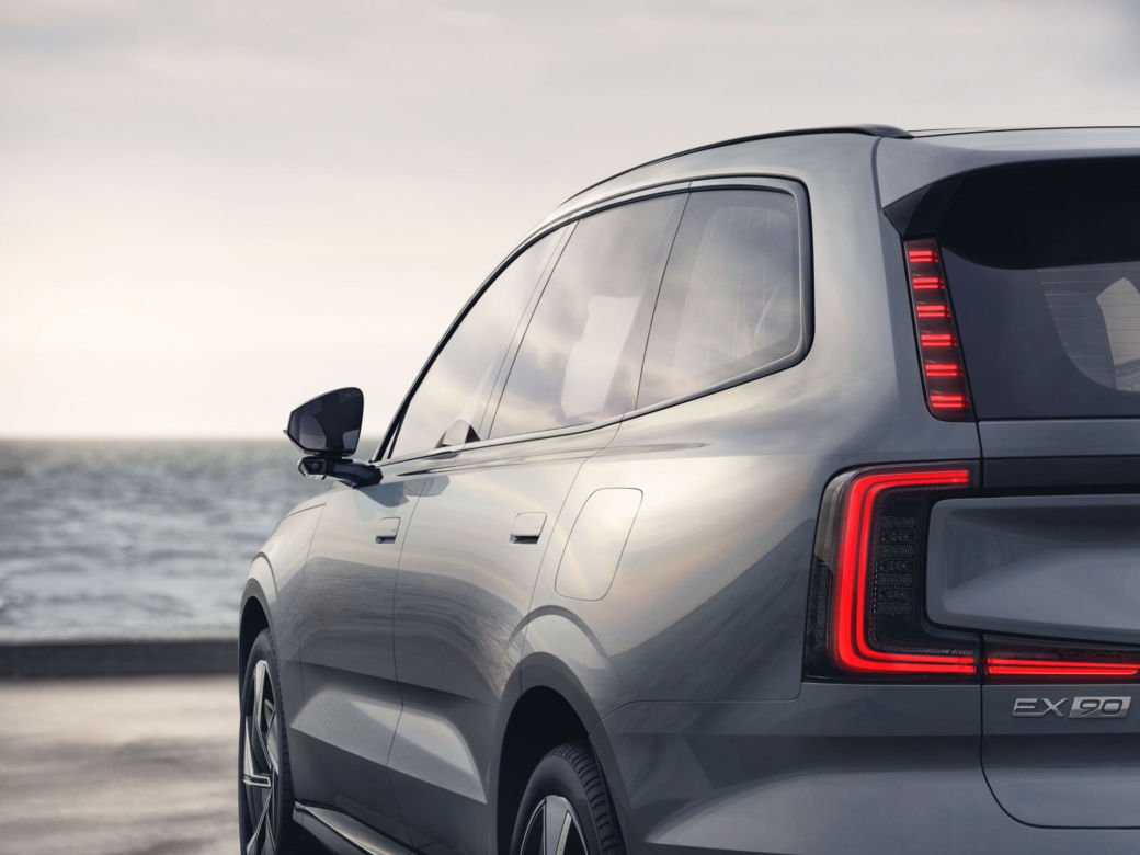Nowe Volvo EX90