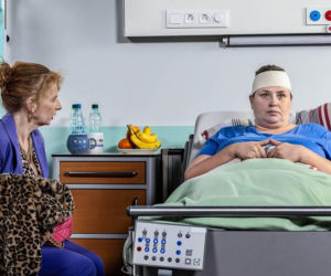 Pierwsza miłość odc. 4245. Karolina Kazanowa (Elżbieta Romanowska), Róża (Rozalia Mierzicka)