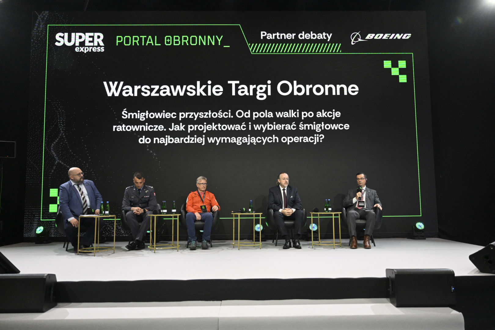 Warszawskie Targi Obronne. Scena Biała. Śmigłowiec przyszłości. Od pola walki po akcje ratownicze. Jak projektować i wybierać śmigłowce do najbardziej wymagających operacji?