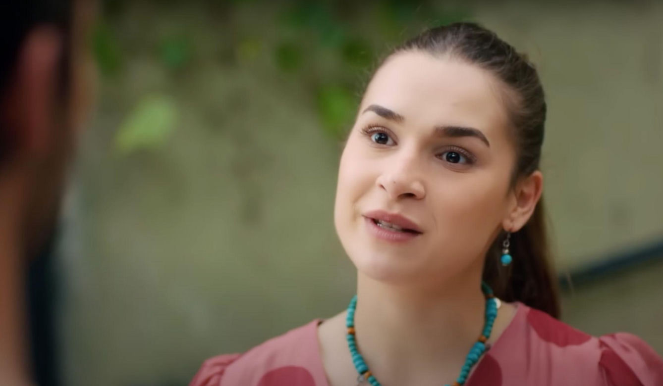 Porywacz Ragip znów zasadza się na Melis i Zeynep.