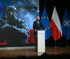 Szef MON Władysław Kosiniak-Kamysz podczas konferencji Szpejowisko 2.0 w siedzibie Dowództwa Wojsk Obrony Terytorialnej w Zegrzu