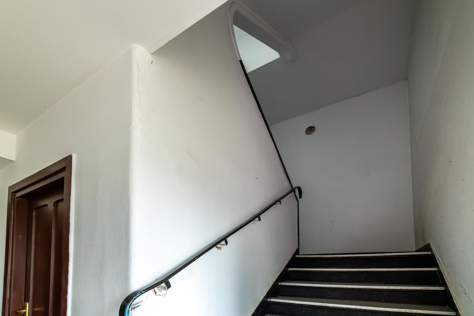 Dawna szkoła powszechna na Słomińskiego 1 w Warszawie