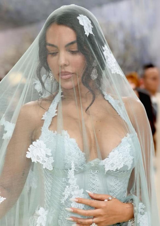 Georgina Rodriguez na Met Gali