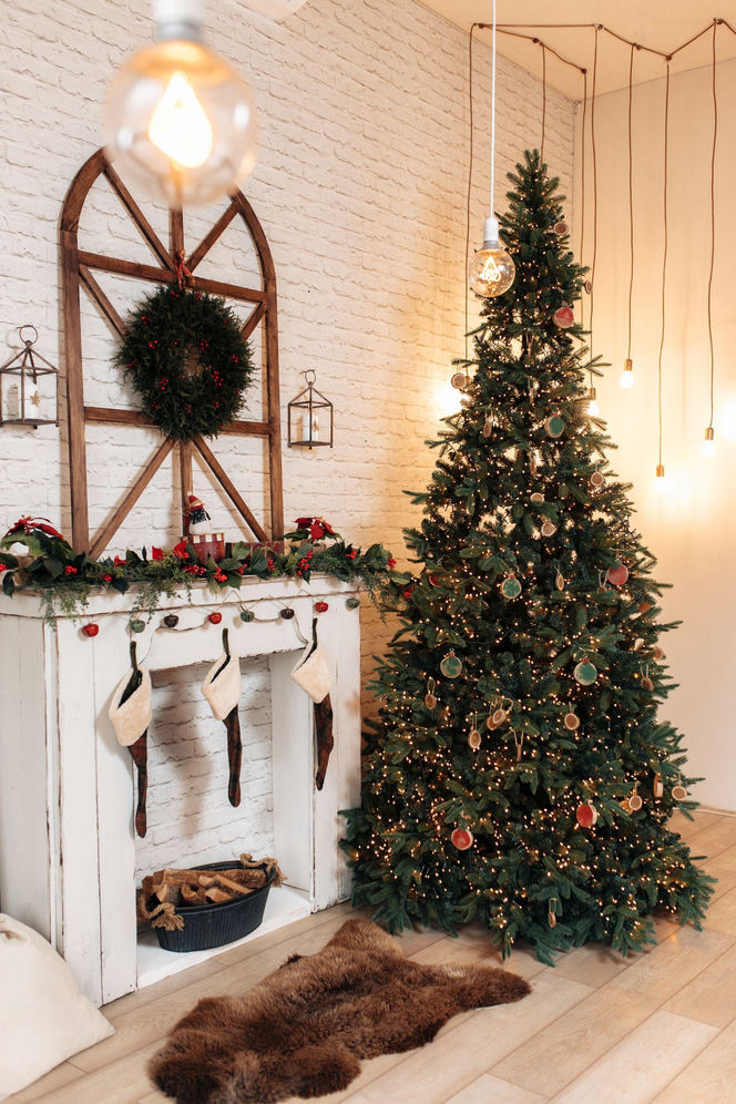 Świąteczne choinki w stylu rustykalnym