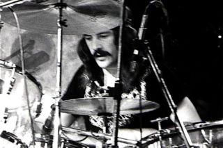 John Bonham był wielkim fanem tego klasyka Black Sabbath! Perkusista Led Zeppelin pojawił się nawet na sesji nagraniowej