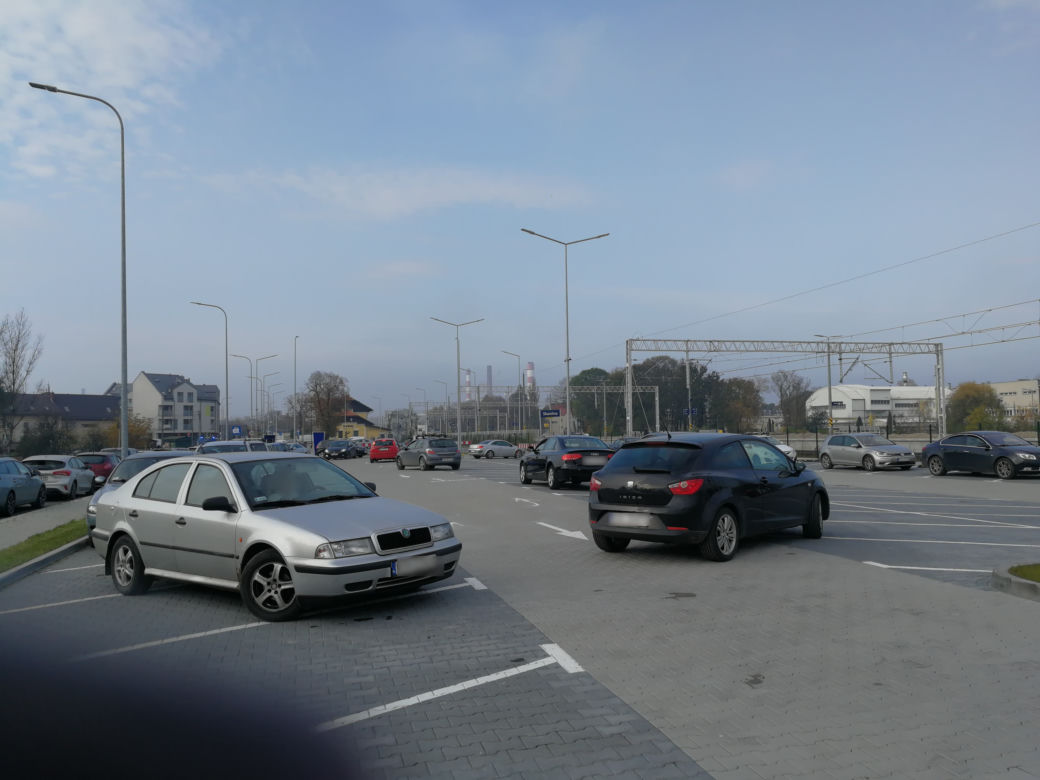Gigantyczne kolejki do testów na koronawirusa