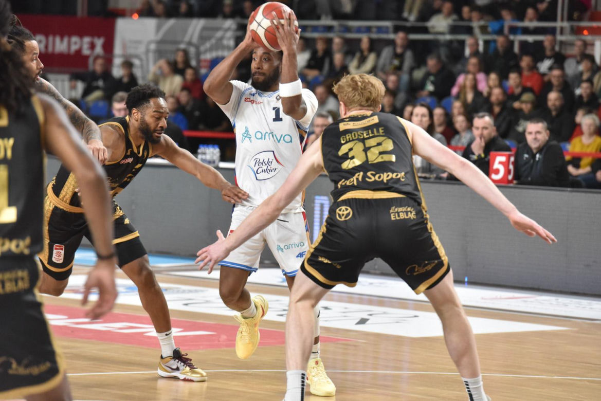 Arriva Polski Cukier Toruń - Trefl Sopot, zdjęcia kibiców i zawodników z meczu Orlen Basket Ligi