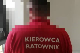 Pijany jechał karetką. Powiedział, że nie wykonywał pracy, lecz chciał się tylko przejechać